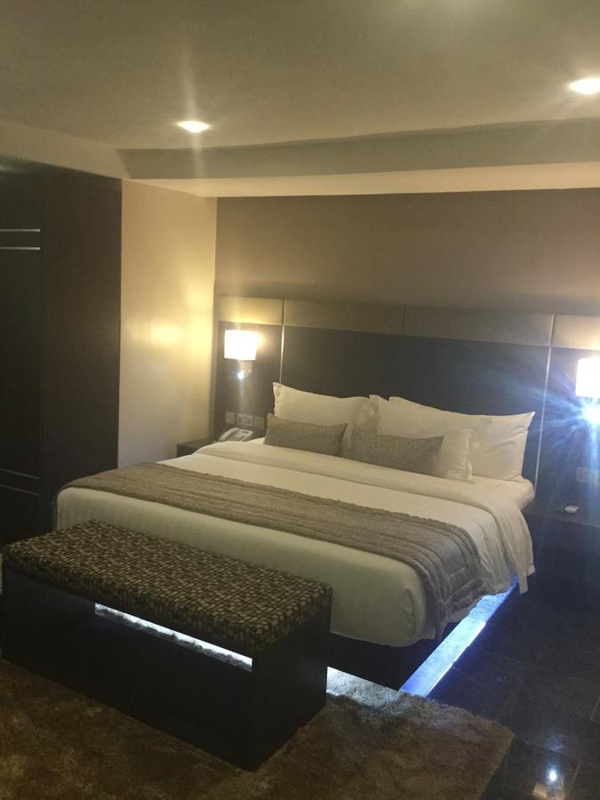The Nook Hotel Лаґос Екстер'єр фото