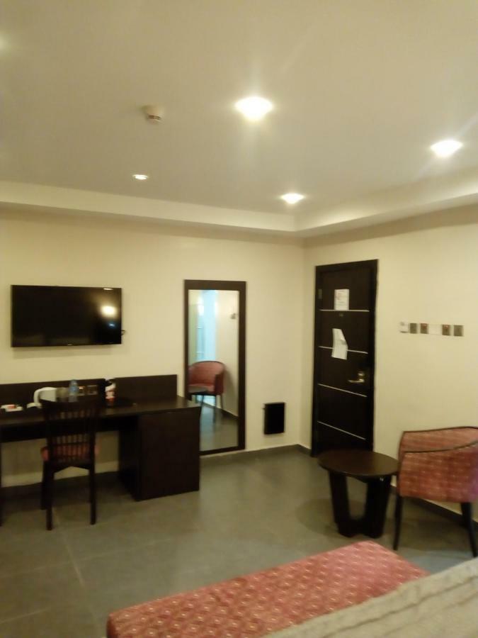 The Nook Hotel Лаґос Екстер'єр фото
